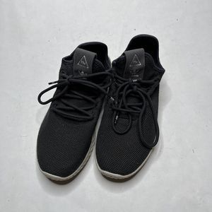 Adidas Pharell Williams Tennis Hu Shoes Carbon Grey CQ2297 Big Kids Youth Size 7